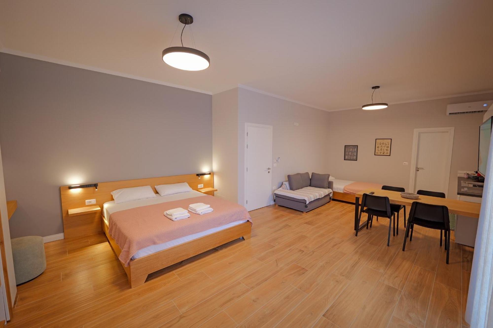 Get Comfy Apartament Saranda